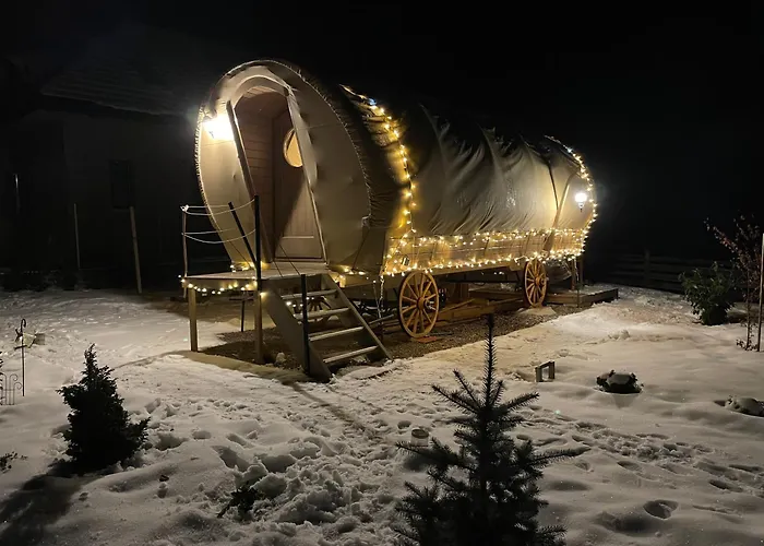White Spring Glamping